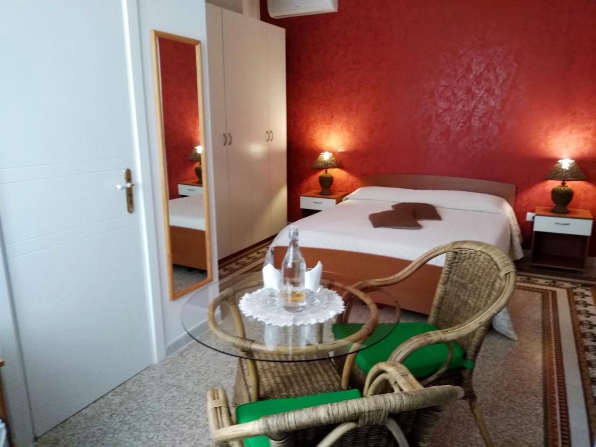 B&B Vico Vacanze Vico Del Gargano Luaran gambar