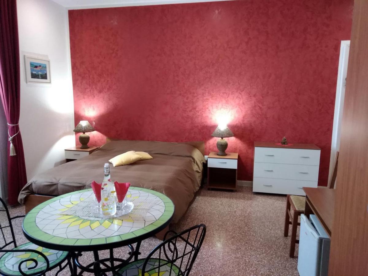 B&B Vico Vacanze Vico Del Gargano Luaran gambar